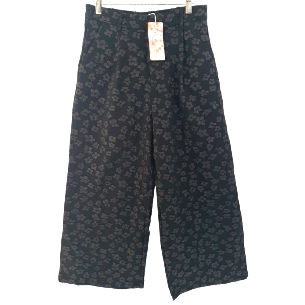 Shein MOD NWT 3D Floral Trouser Size Large in Black Pockets Wide Leg